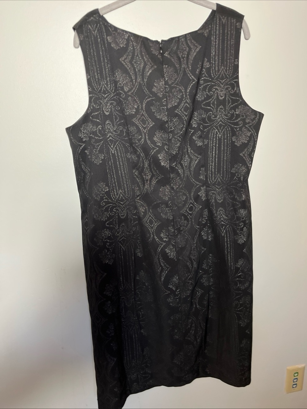connected apparel Black Jacquard Sleeveless Sheath Dress with Silver Threading